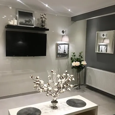 Διαμέρισμα Luxury 3 Bedroom