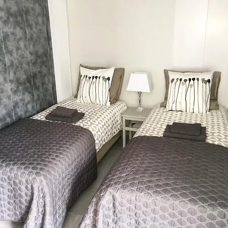 Luxury 3 Bedroom Σαρλρουά