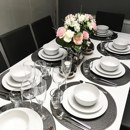 Luxury 3 Bedroom Διαμέρισμα