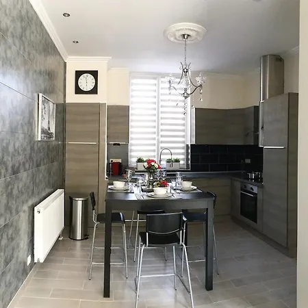 Luxury 3 Bedroom