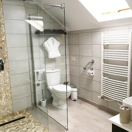 Luxury 3 Bedroom * Σαρλρουά